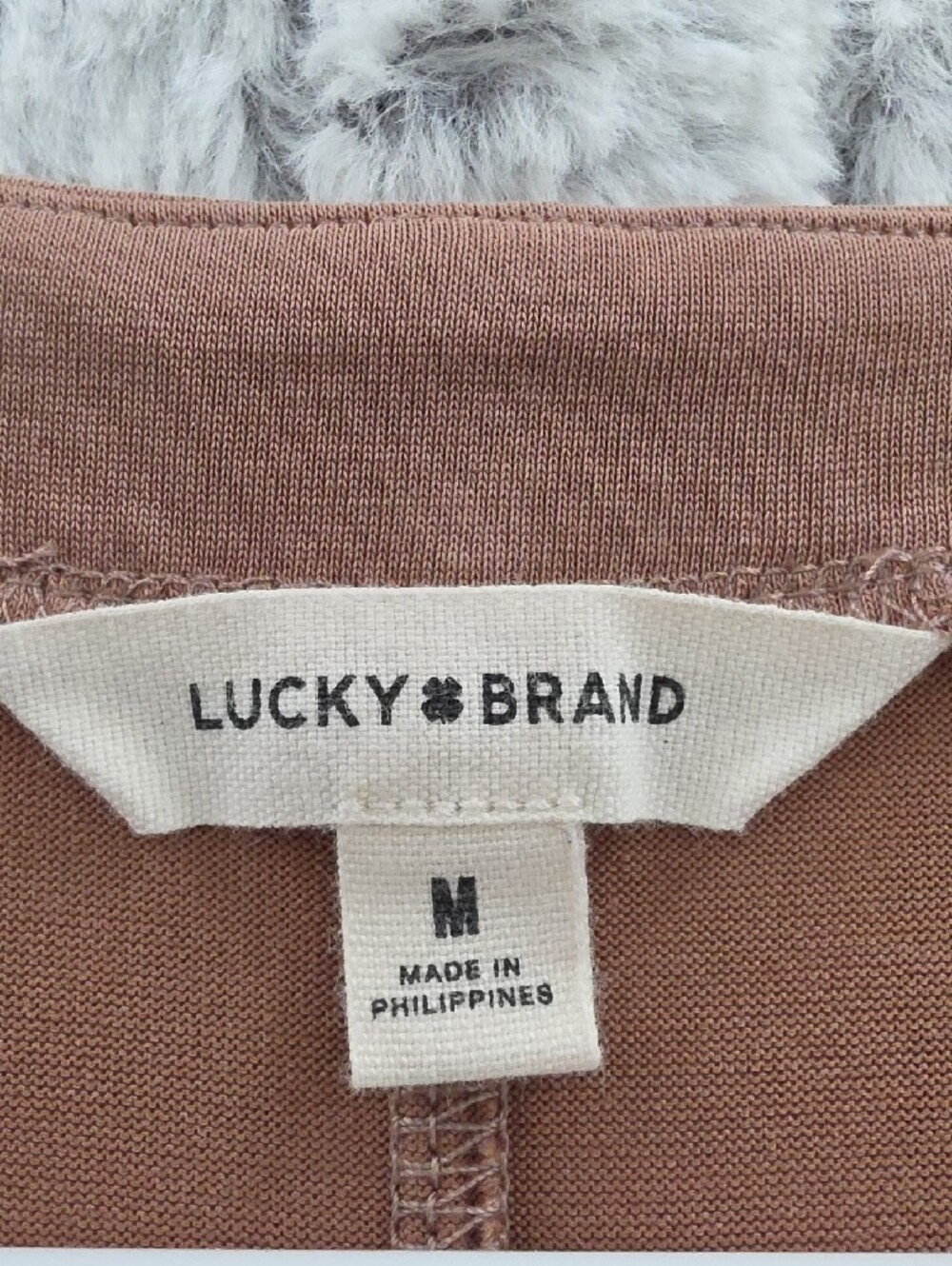 Lucky Brand Taupe Split V-Neck Tunic Top - Picture 2 of 4